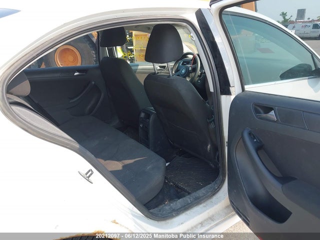 Продаж на аукціоні авто 2011 Volkswagen Jetta 2.5, vin: 3VWDX7AJ1BM374045, номер лоту: 20212097