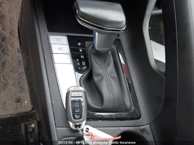 KMHLM4AG0NU215572 Hyundai Elantra Preferred