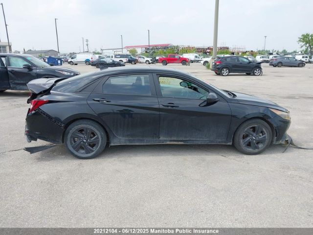 KMHLM4AG0NU215572 Hyundai Elantra Preferred