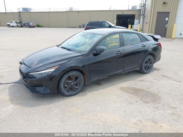 KMHLM4AG0NU215572 Hyundai Elantra Preferred