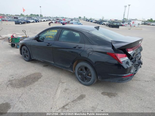 KMHLM4AG0NU215572 Hyundai Elantra Preferred