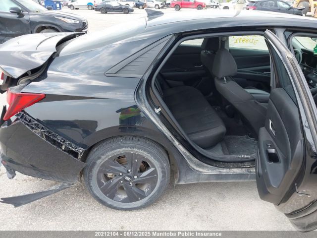 KMHLM4AG0NU215572 Hyundai Elantra Preferred