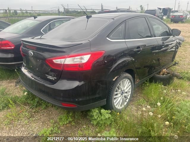 1FADP3J23EL220694 Ford Focus Titanium