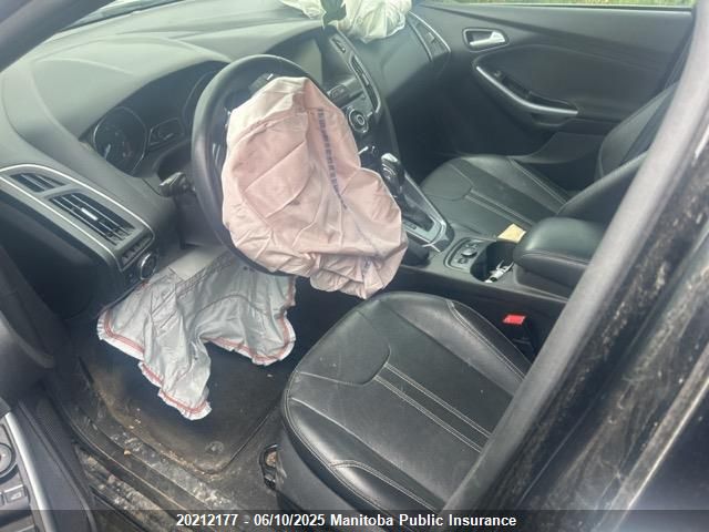 1FADP3J23EL220694 Ford Focus Titanium