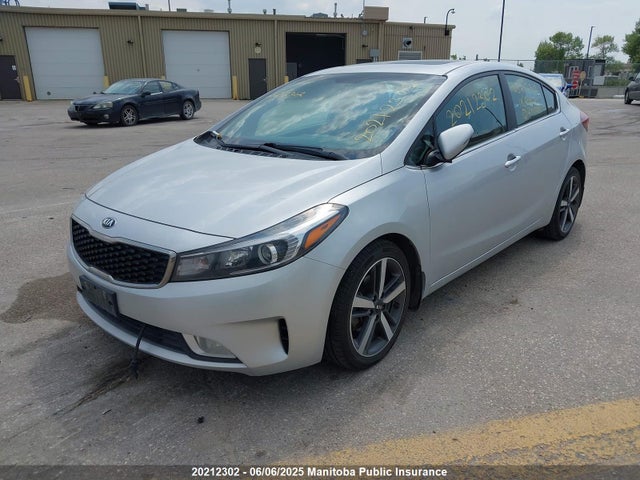 3KPFL4A89JE244235 KIA Forte Ex+