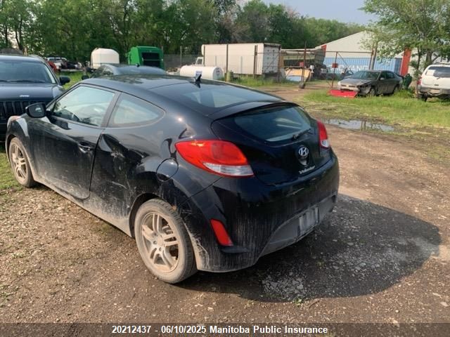 KMHTC6AD5GU265553 Hyundai Veloster