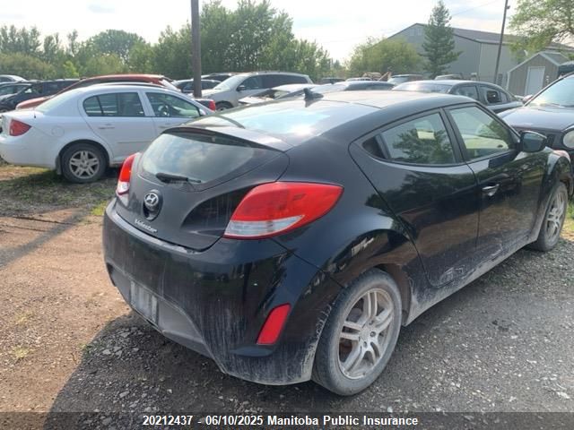 KMHTC6AD5GU265553 Hyundai Veloster