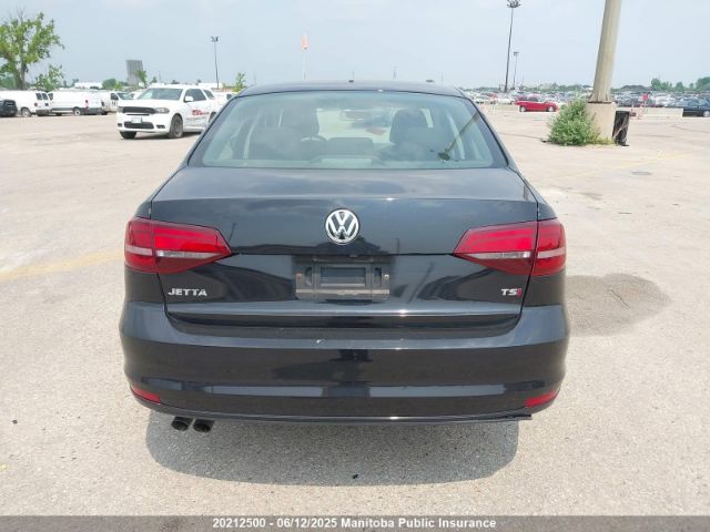 3VW267AJ1GM365413 Volkswagen Jetta 1.4 Tsi