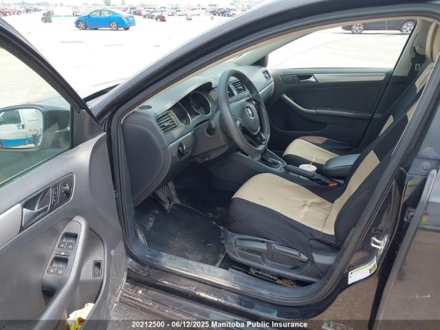 3VW267AJ1GM365413 Volkswagen Jetta 1.4 Tsi