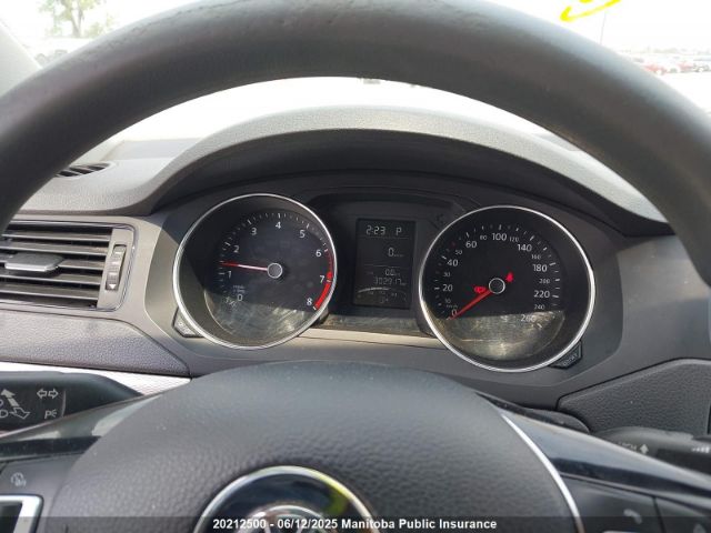 3VW267AJ1GM365413 Volkswagen Jetta 1.4 Tsi