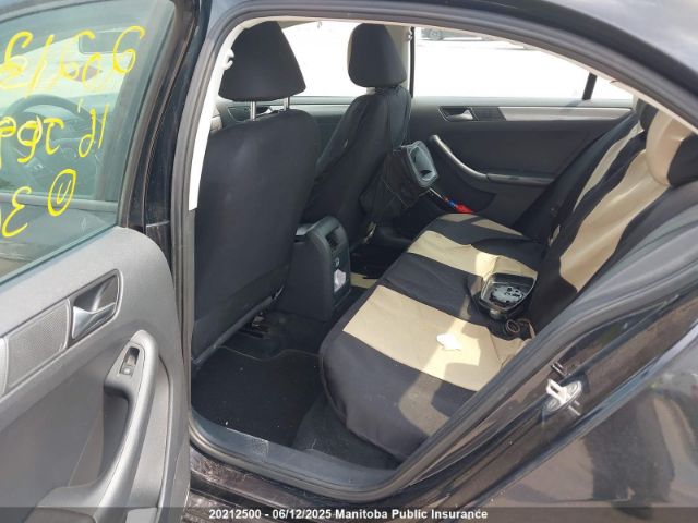 3VW267AJ1GM365413 Volkswagen Jetta 1.4 Tsi