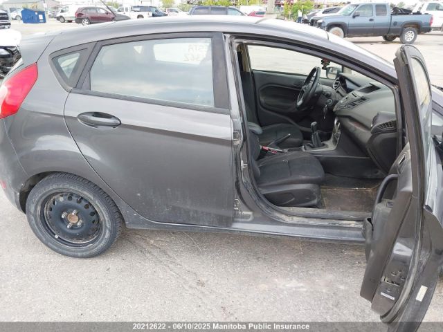 3FADP4EJ9FM134362 Ford FIESTA SE