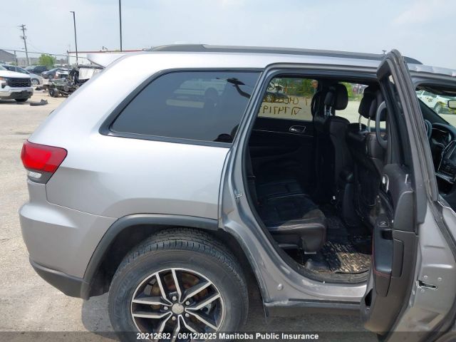 1C4RJFLG5HC747197 Jeep Grand Cherokee Trailhawk