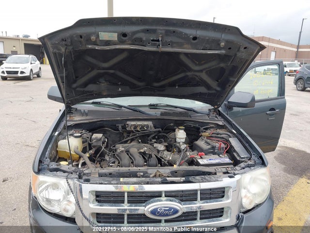 20212715 :رقم المزاد ، 1FMCU94118KC61416 vin ، 2008 Ford Escape Limited V6 مزاد بيع