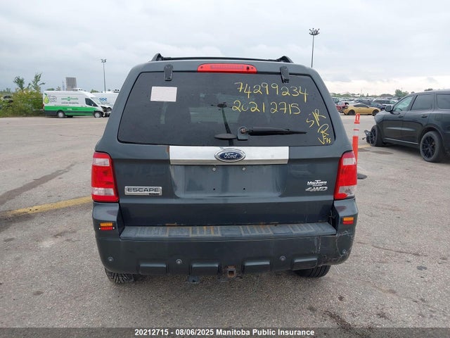 20212715 :رقم المزاد ، 1FMCU94118KC61416 vin ، 2008 Ford Escape Limited V6 مزاد بيع