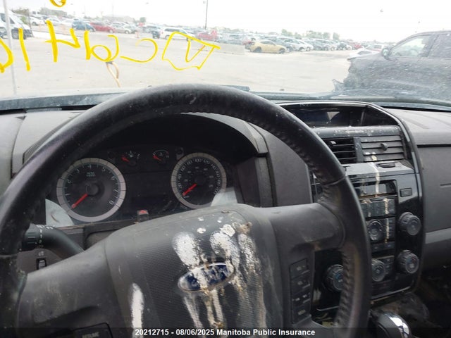 20212715 :رقم المزاد ، 1FMCU94118KC61416 vin ، 2008 Ford Escape Limited V6 مزاد بيع