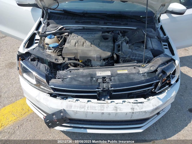 3VWDA7AJ2FM347167 Volkswagen 2015