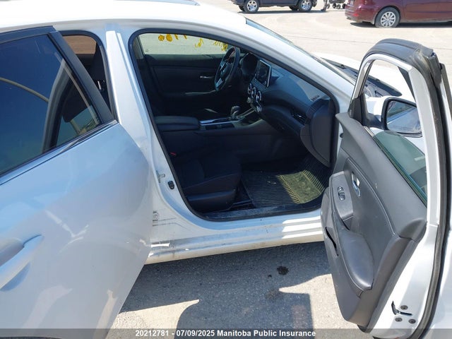 3N1AB8CV3MY250965 Nissan Sentra