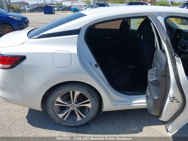 3N1AB8CV3MY250965 Nissan Sentra
