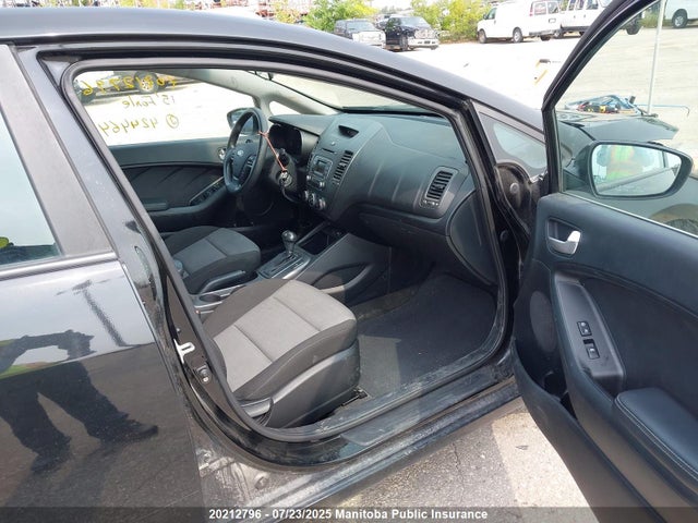 Продажа на аукционе авто 2015 Kia Forte Lx, vin: KNAFX4A60F5424464, номер лота: 20212796