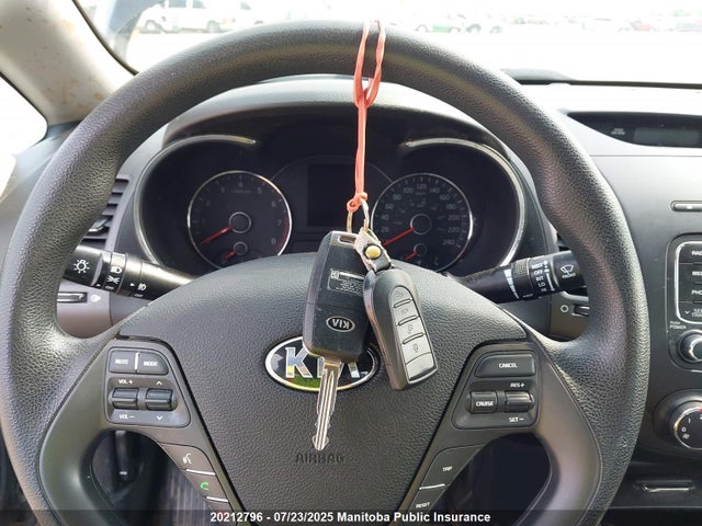 Продажа на аукционе авто 2015 Kia Forte Lx, vin: KNAFX4A60F5424464, номер лота: 20212796