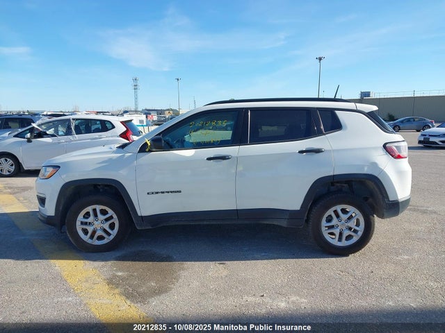 Jeep Compass 2018 3C4NJDAB7JT401804 Image 14