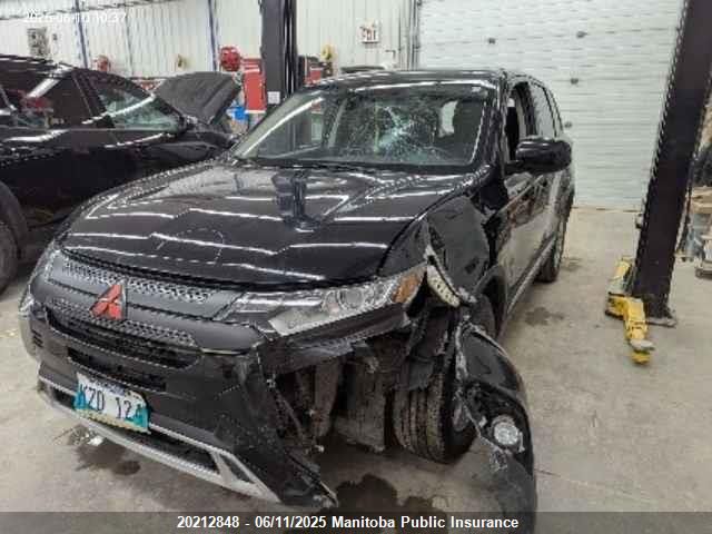 JA4AZ2A30LZ604155 Mitsubishi Outlander Es