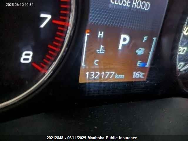 JA4AZ2A30LZ604155 Mitsubishi Outlander Es