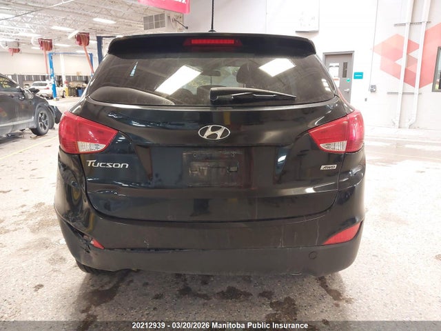 Продаж на аукціоні авто 2015 Hyundai Tucson Gl, vin: KM8JTCAFXFU040485, номер лоту: 20212939