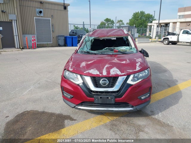 5N1AT2MV5JC810779 Nissan Rogue