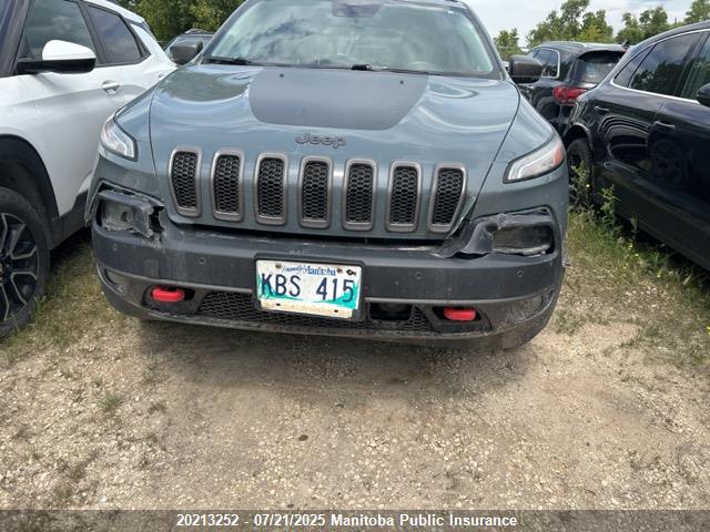 1C4PJMBB0FW555165 Jeep 2015