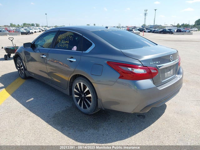 1N4AL3AP5JC203948 Nissan 2018