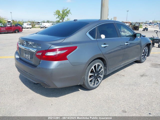 1N4AL3AP5JC203948 Nissan 2018