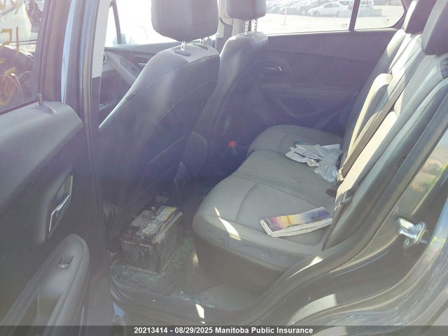 Chevrolet LUV 2015 3GNCJSSB0FL204126 Image 8
