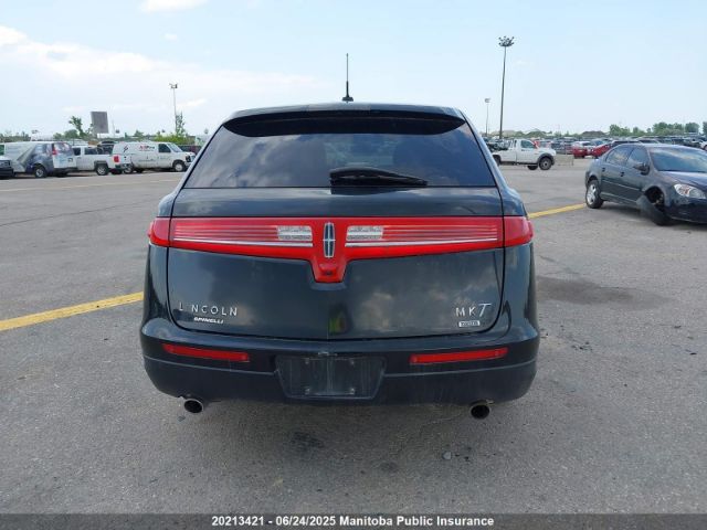 2LMHJ5NKXEBL56355 Lincoln MKT