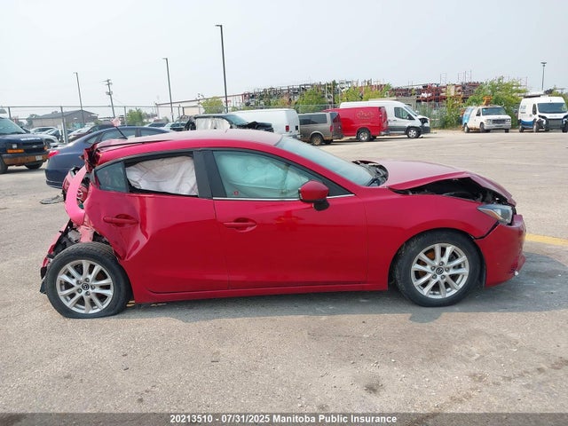 3MZBM1L76FM130668 Mazda pe