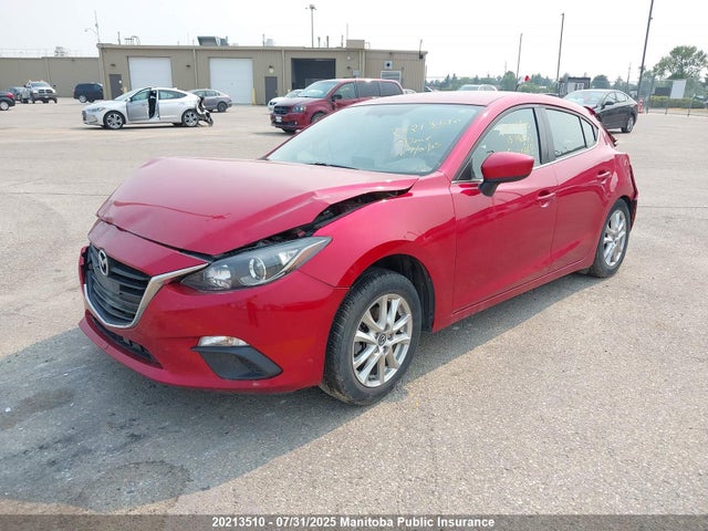3MZBM1L76FM130668 Mazda pe