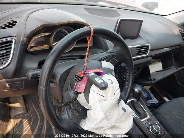 3MZBM1L76FM130668 Mazda pe