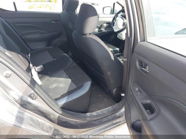 3N1CN8EV8RL912136 Nissan 2024