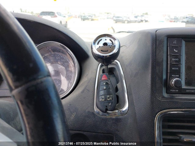 2C4RC1BG3ER114893 Chrysler Town and Country