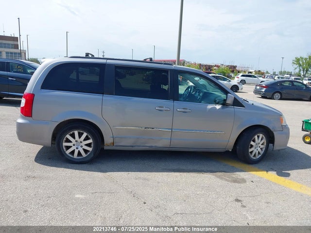 2C4RC1BG3ER114893 Chrysler Town and Country
