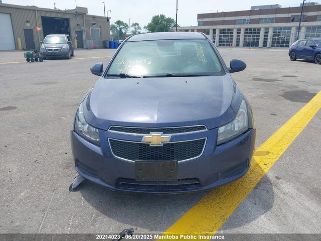 1G1P75SZ3E7276618 Chevrolet luz