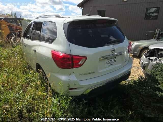 5N1DR2MM0JC605292 Nissan Pathfinder