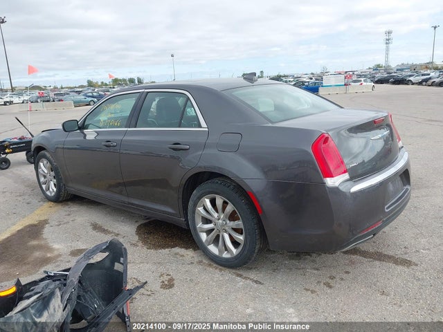 2C3CCARG7JH226466 Chrysler 300