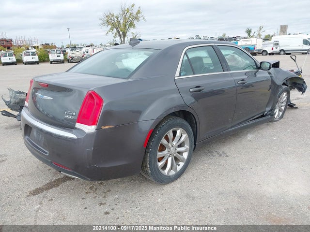 2C3CCARG7JH226466 Chrysler 300