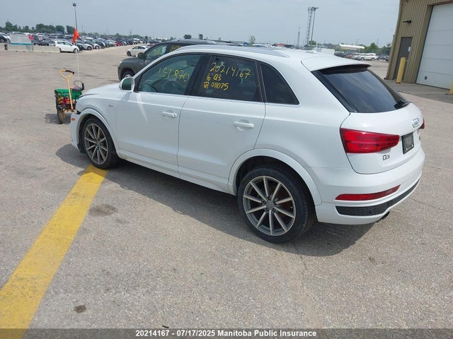 Audi Q3 2016 WA1GFCFS8GR011075 Image 3