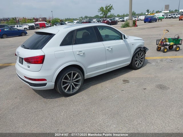 Audi Q3 2016 WA1GFCFS8GR011075 Image 4