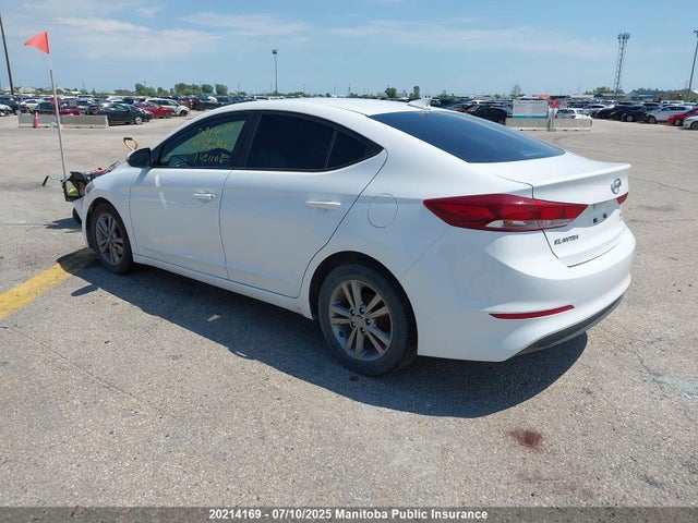 KMHD84LF2HU421106 Hyundai 2017