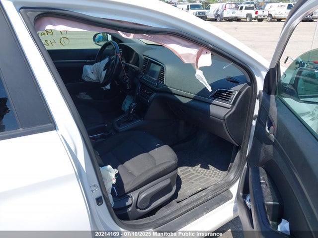 KMHD84LF2HU421106 Hyundai 2017