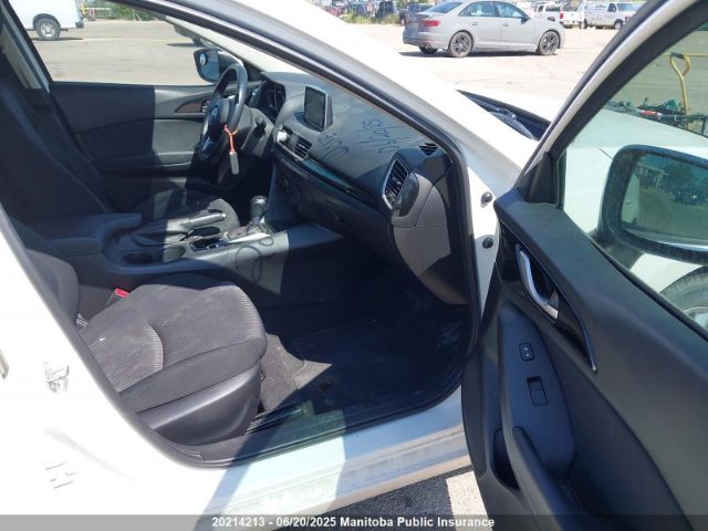JM1BM1V76E1134019 Mazda pe